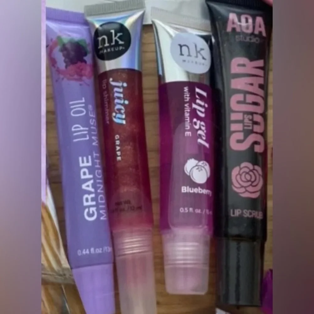 🆕 Purple Lip Gloss/Care Bundle 🆕